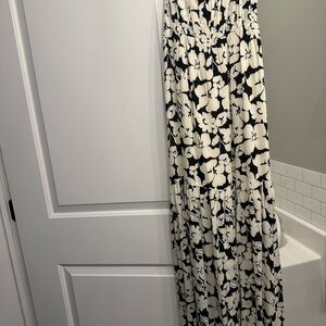 Sanctuary Black and White Floral Maxi Dress